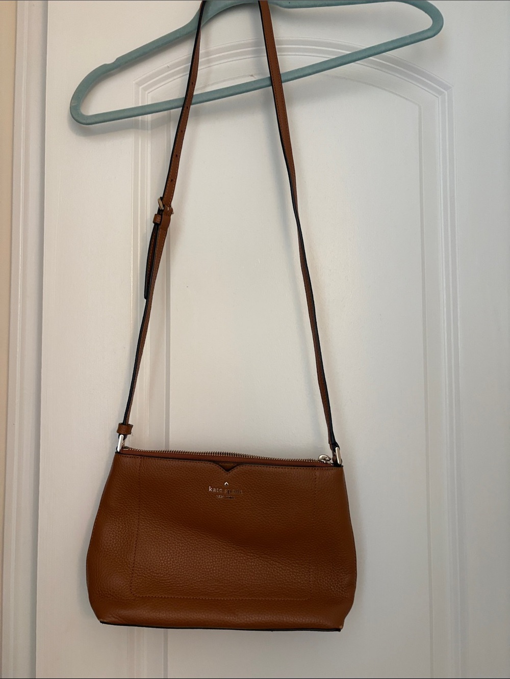 Kate Spade Pebbled Leather Crossbody Purse in Gingerbread color - Picture 6 of 7